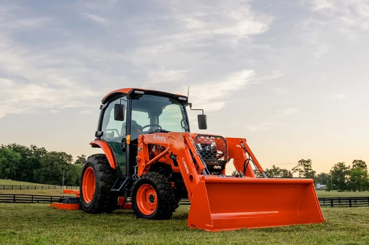 Kubota Grand L4270DLXC Cab Kubota Grand L4270DLXC Cab